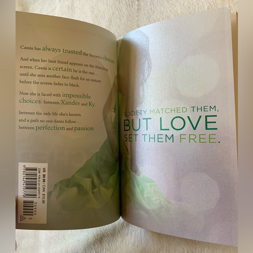 Matched Series by Ally Condie - Picture 4 of 7
